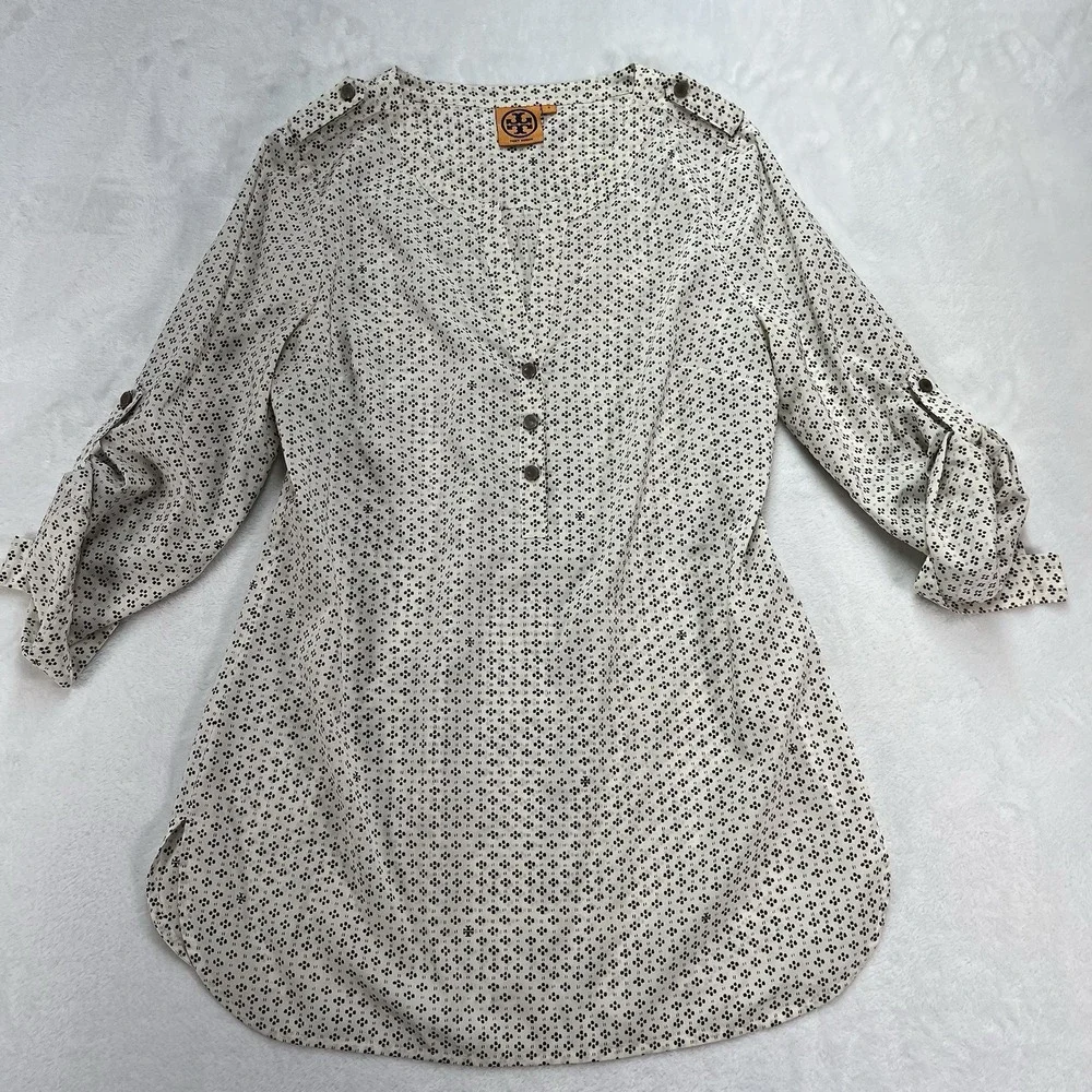 Tory‎ Burch Silk Blend Tunic Blouse Women's 8 Roll Tab Vneck Luxe All Over Print